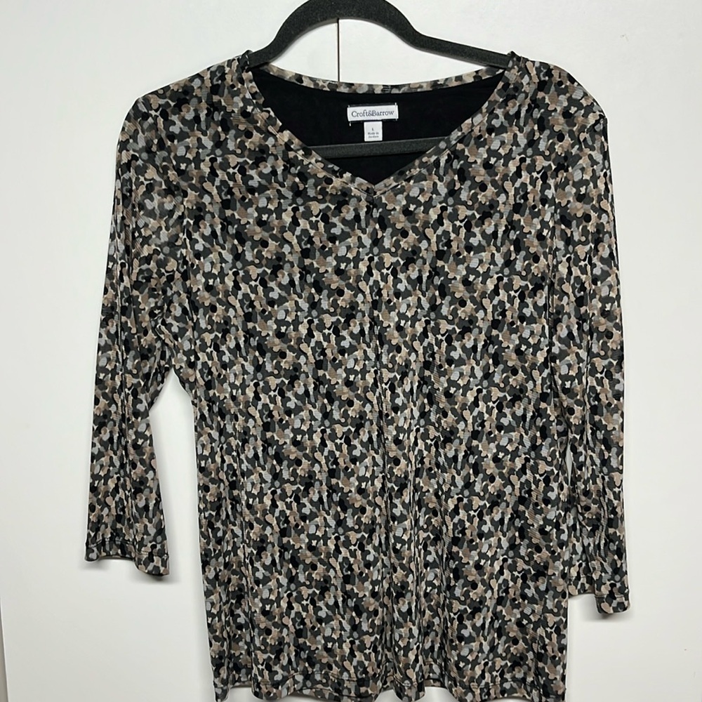 Croft & Barrow Lined V-Neck Top